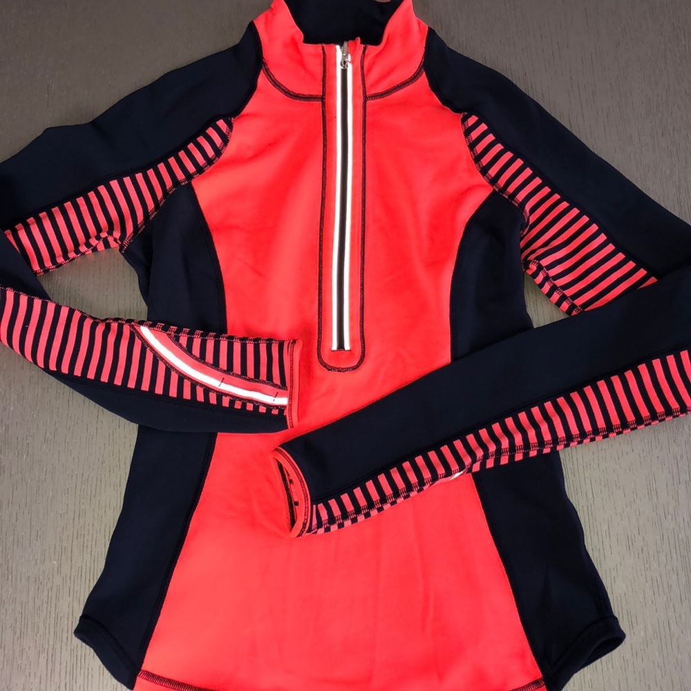 Lululemon Pullover Reversible Size 4 - image 1